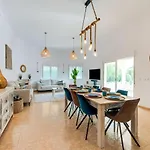 Casa De La Buena Vida Villa